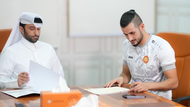 جانب من توقيع الاتفاقية