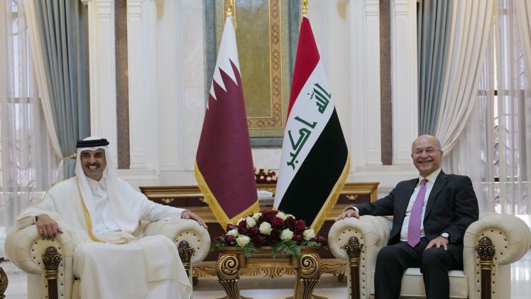 حضرة صاحب السمو أمير البلاد المفدى خلال لقائه مع الرئيس العراقي