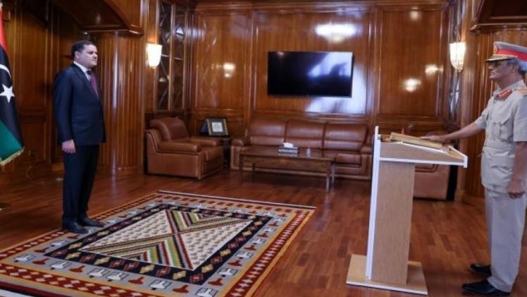 أداء مسعود رحومة اليمين القانونية أمام رئيس حكومة الوحدة الوطنية