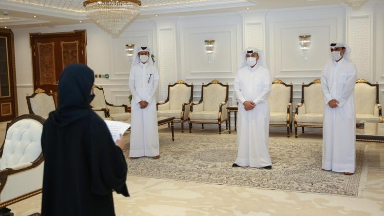 جانب من المنح