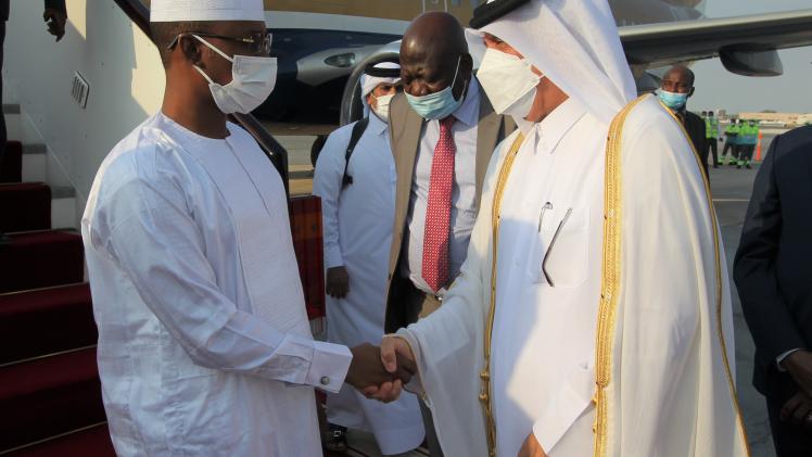 وزير الدولة للشؤون الخارجية خلال استقباله رئيس المجلس العسكري التشادي