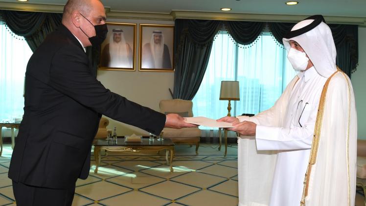 جانب من تسلّم أوراق الاعتماد