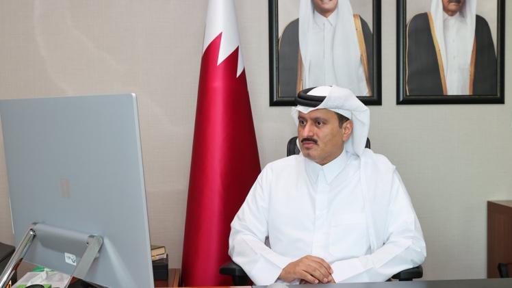 وكيل وزارة التجارة والصناعة خلال مشاركته في فعاليات المعرض عبر تقنية الاتصال المرئي