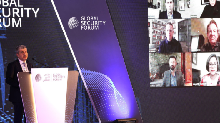 رئيس جامعة حمد بن خليفة خلال القاء كلمته