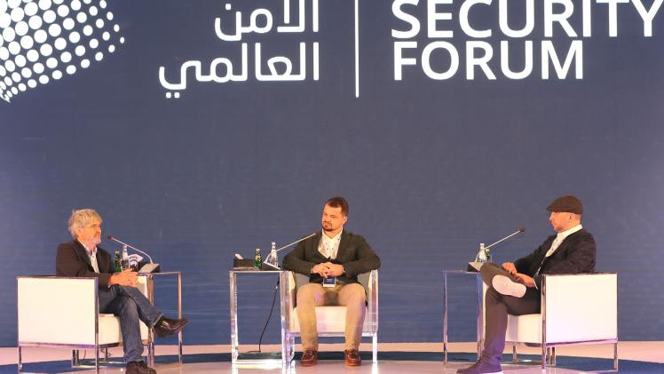 جانب من أعمال المنتدى