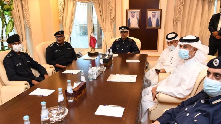 سعادة اللواء الركن سعد بن جاسم الخليفي خلال القاء كلمته