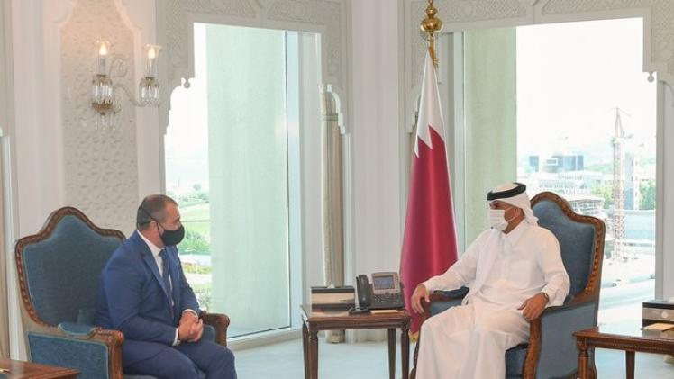 معالي رئيس الوزراء مستقبلا المبعوث الخاص لرئيس بيلاروس