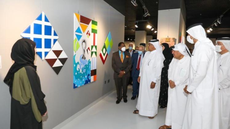 جانب من المعرض