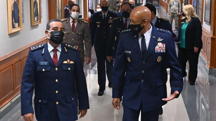 جانب من الاجتماعات