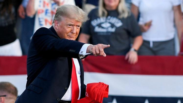 دونالد ترامب الرئيس الأمريكي الأسبق