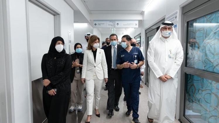 سعادة وزير الصحة برفقة نائب رئيس الدومينيكان خلال زيارة المركز