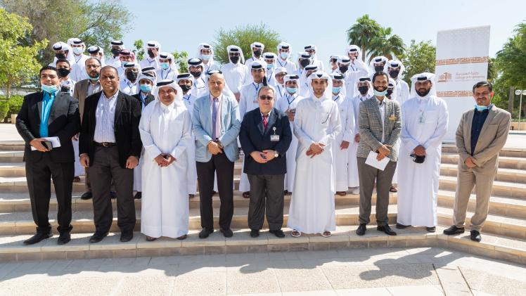لقطة جماعية قبل بدء فعاليات الأسبوع الهندسي