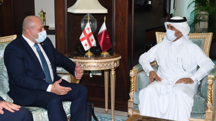 جانب من جولة المشاورات