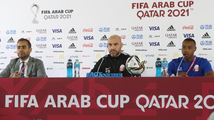 فيليكس سانشيز مدرب المنتخب القطري لكرة القدم