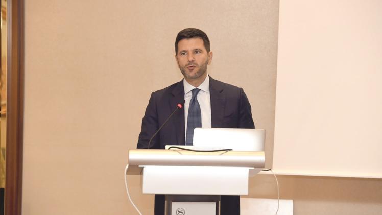 سعادة السيد أليساندرو برونس سفير الجمهورية الإيطالية