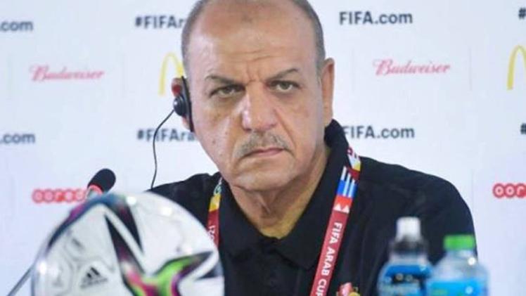 عدنان حمد مدرب المنتخب الأردني لكرة القدم