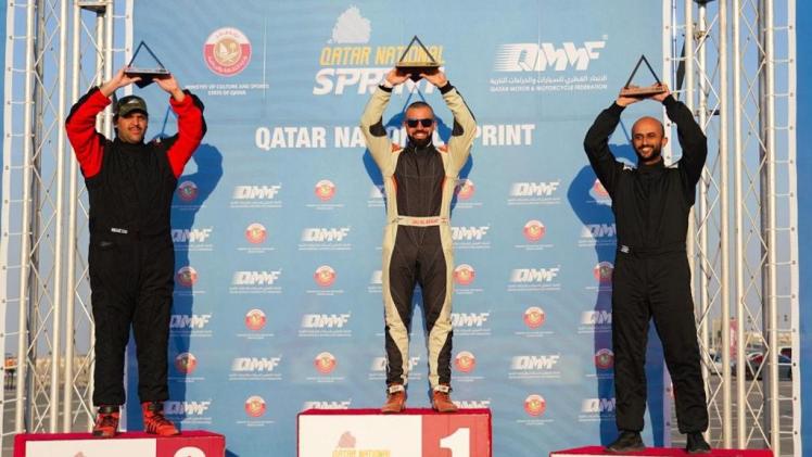 جانب من تتويج الفائزين