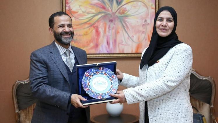 جانب  من الاجتماعات التي عقدتها نائب رئيس الشورى