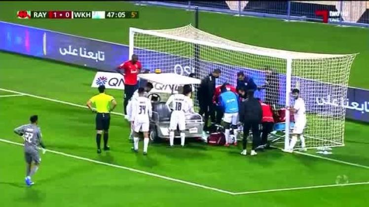 خلال تعرض اللاعب كوليبالي لازمة صحية
