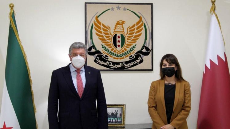 جانب من لقاء السيد سالم المسلط مع السيدة ناتالي بيكر