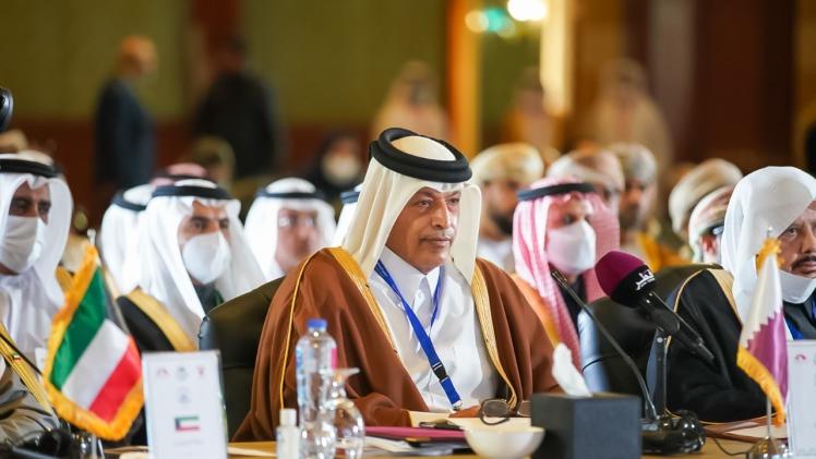 سعادة السيد حسن بن عبدالله الغانم رئيس مجلس الشورى خلال المؤتمر