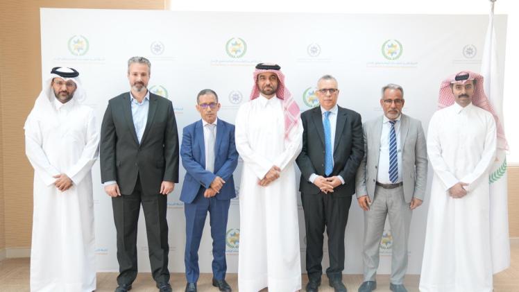 صورة جماعية عقب الاجتماع