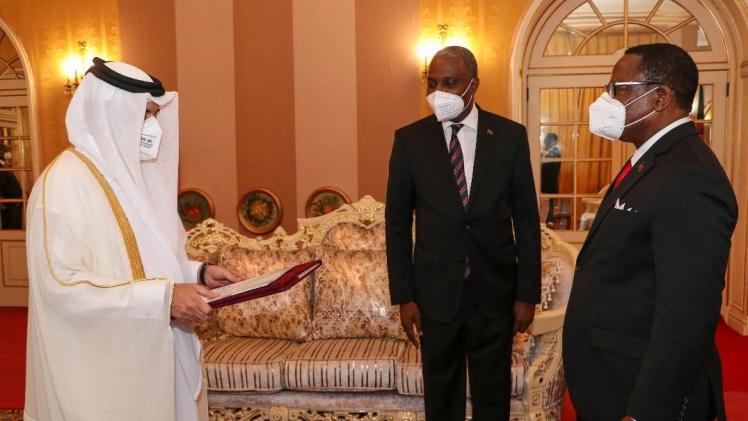 جانب من تسليم أوراق الاعتماد