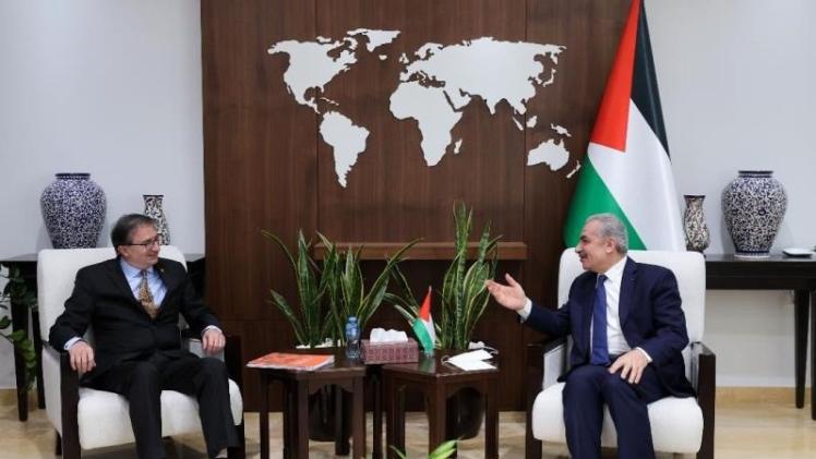 جانب من اللقاء