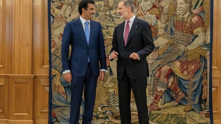 سمو الأمير وجلالة ملك إسبانيا