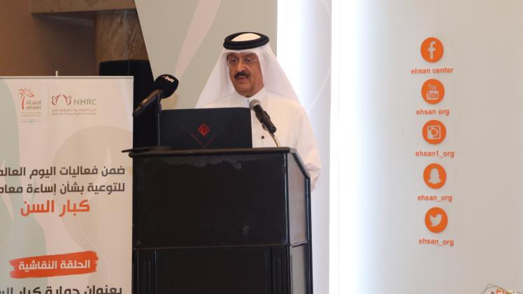 جانب من الحلقة النقاشية