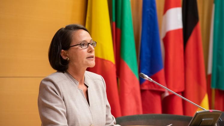 يوريكو باكس وزيرة المالية