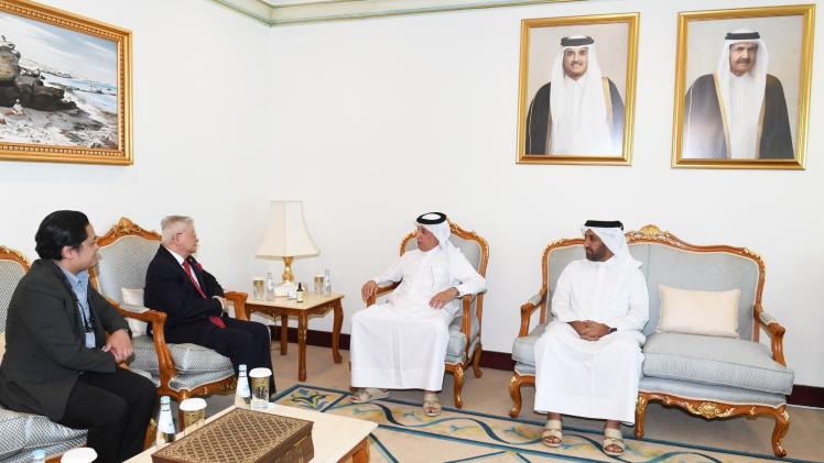 جانب من وداع السفير الفلبيني