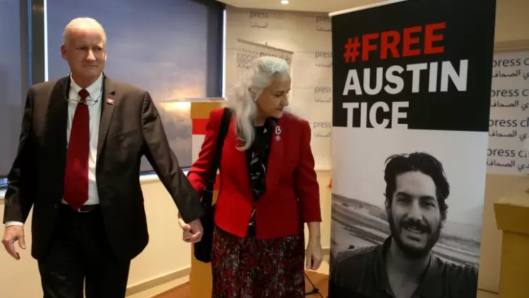 والدا الصحفي الأمريكي