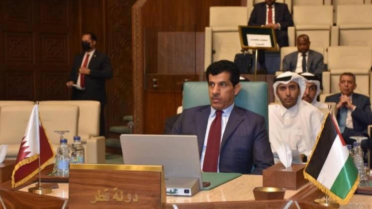 سعادة السيد سالم مبارك آل شافي خلال المشاركة في أعمال الدورة