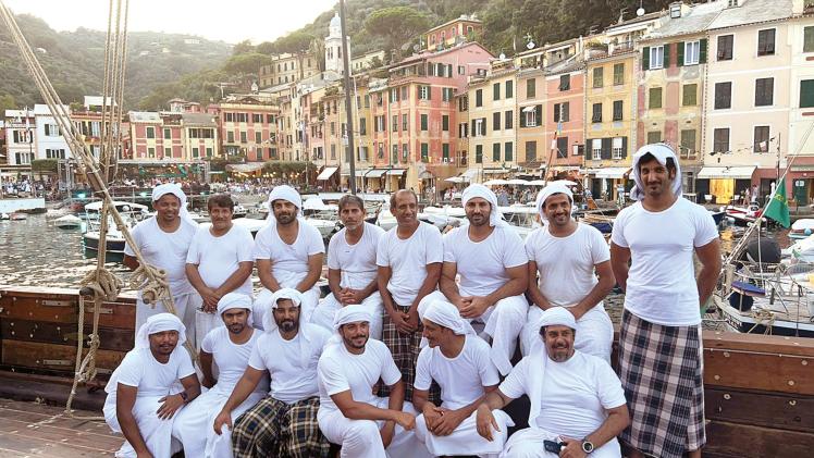 جانب من رحلة بحارة محمل فتح الخير