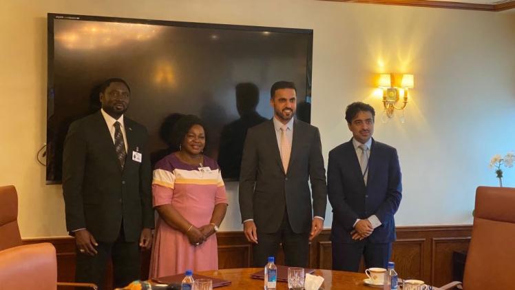 جانب من توقيع الاتفاقية