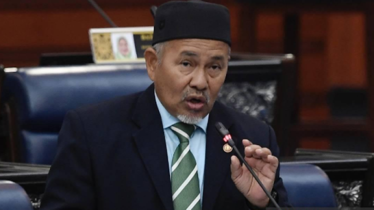 توان إبراهيم وزير البيئة والمياه الماليزي