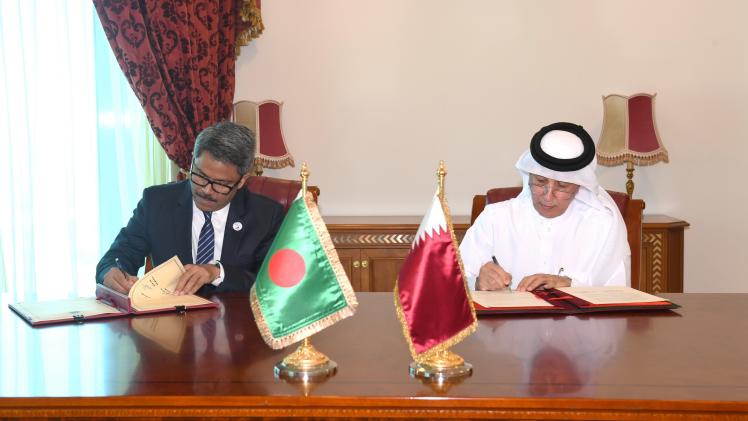 خلال توقيع الاتفاقية