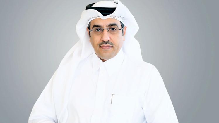 سعادة الدكتور علي بن صميخ المري وزير العمل