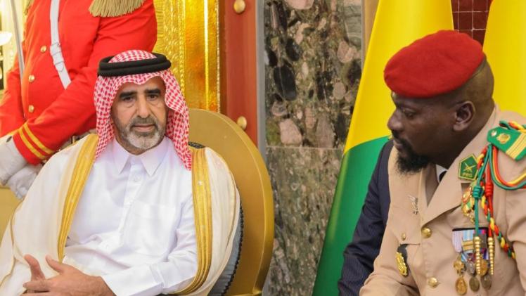 جانب من تسليم أوراق الاعتماد