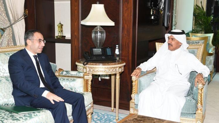 جانب من تسلم الرسالة