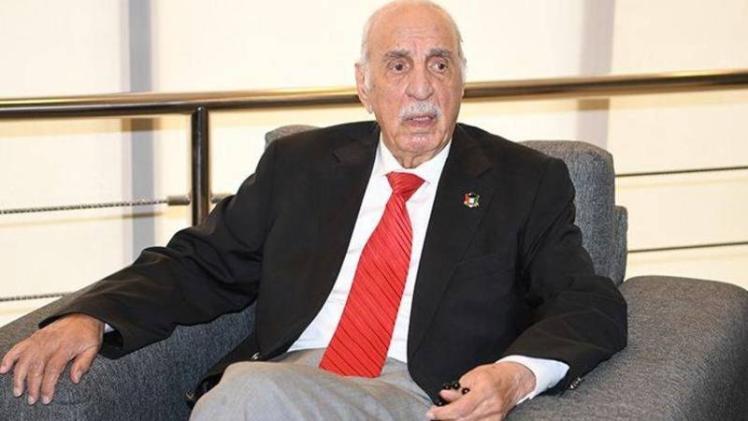 وزير الإعلام الكويتي الأسبق محمد ناصر السنعوسي