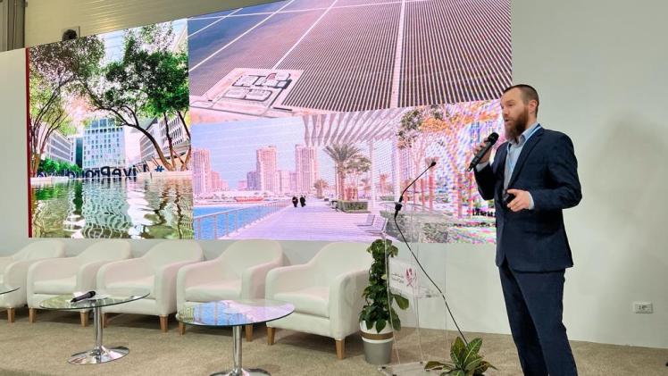 جانب من إحدى عروض الجامعة بالمؤتمر