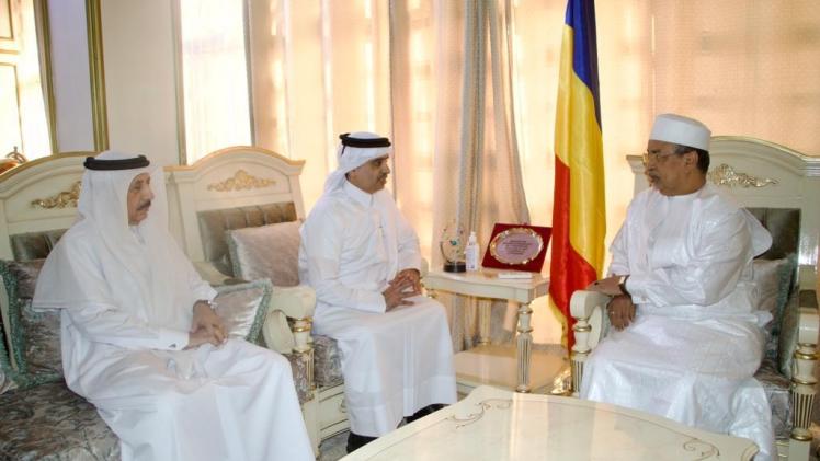 خلال تسلم نسخة من أوراق الاعتماد