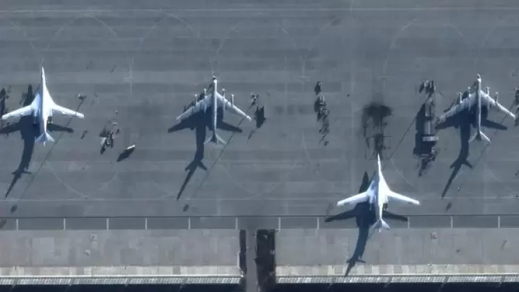 المسيرات الأوكرانية استهدفت مطارات عسكرية روسية