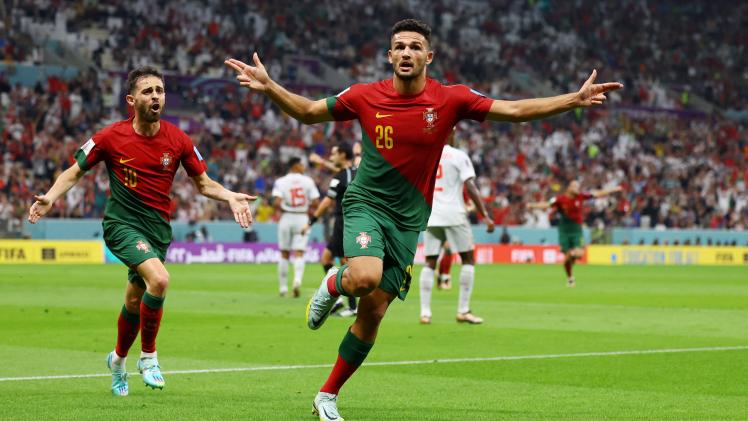 فرحة لاعبي البرتغال بالفوز