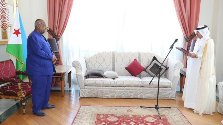 جانب من تسليم أوراق الاعتماد