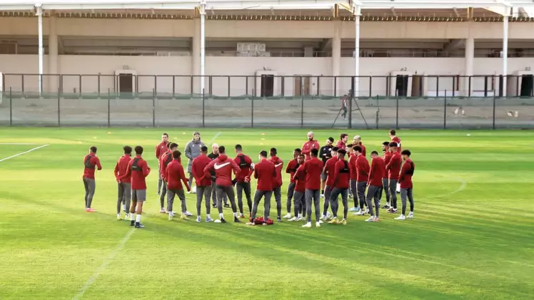 جانب من تدريب سابق لمنتخب قطر