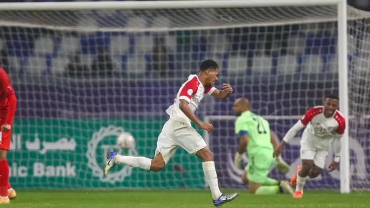 جانب من مباراة عمان والبحرين