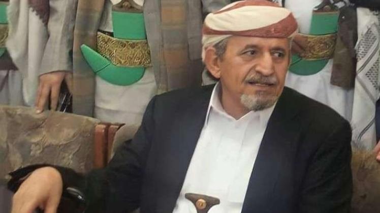 الشيخ الراحل صادق الأحمر